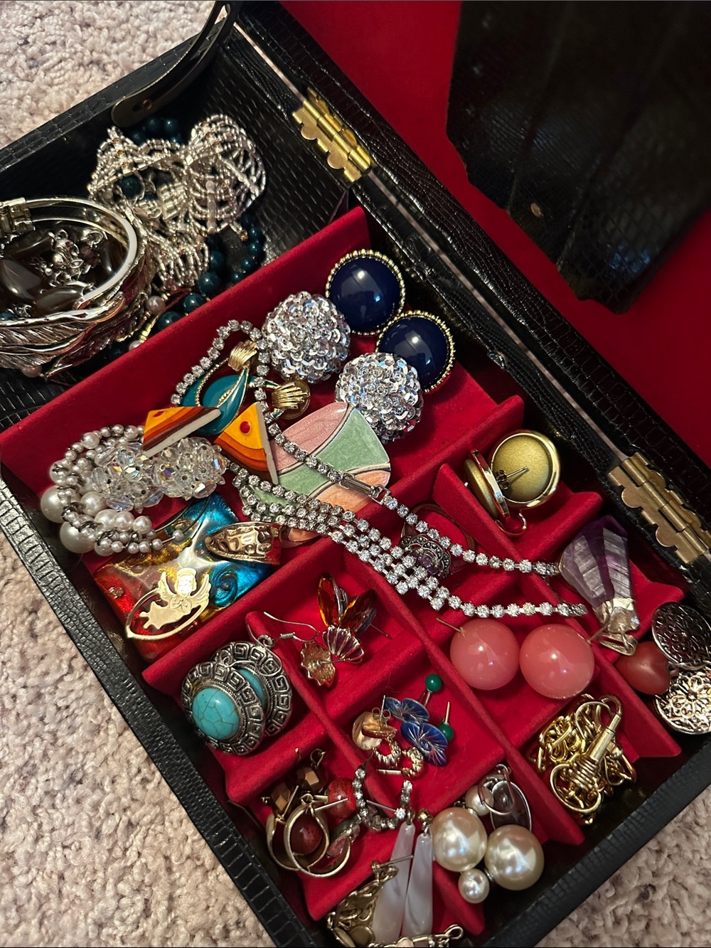1950s-1990s costume jewelry lot.